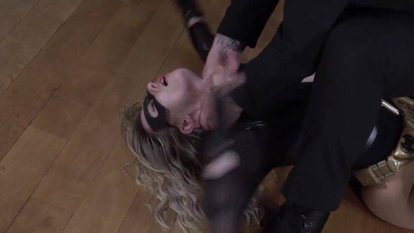Stream this complete video : Teen Bat 8