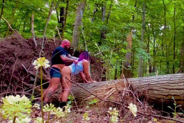 Watch the uncensored scene : Bat Daddy Fucks Raven Hard In The Woods And Nuts In Her Mouth