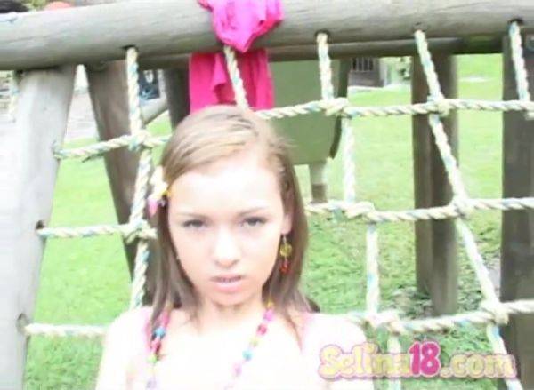 Play the HD scene titled : Sexy solo teen Selina masturbates for the camera