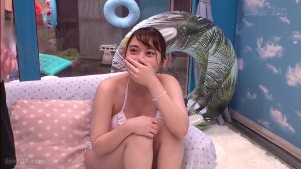 View HD scene of : 230911童貞君の自慰行為を手伝う女子d6