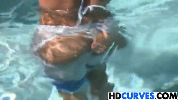 Watch the hardcore clip named : Violet Vasquez - Curvy Beauty Looks Fantastic