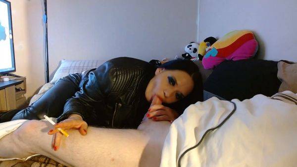 Enjoy watching full movie titled : Smoking Blowjob