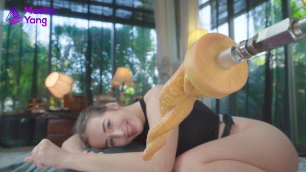Enjoy watching the uncut movie : Horny Adult Clip Solo Incredible , Take A Look