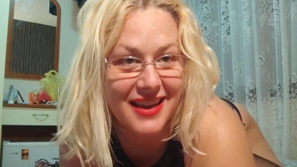 View this uncut scene : Step Mom Joi And Dirty Talk For Step Son Nino