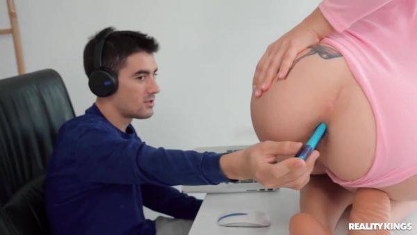 Watch the hardcore movie named : Meet N Fuck - Angie Lynx And Jordi El Nino