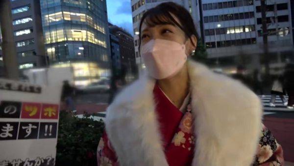 Watch the complete video named : 0003475_Japanese_Censored_MGS_19min
