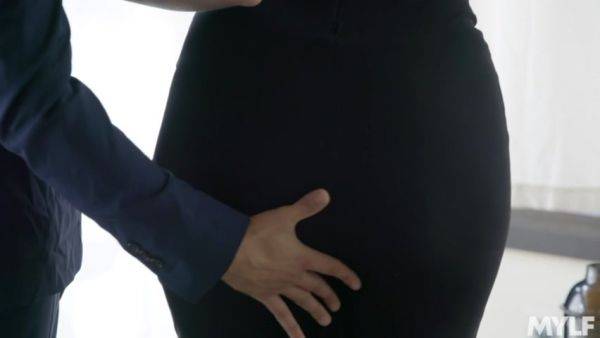 Watch hardcore scene titled : Rich MILF Wet Pussy - MYLF