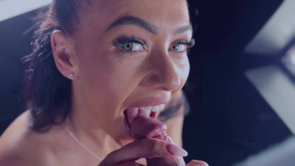 Play full movie named : Aussie Stunner Sucks Out Two Creamy Loads By Fan Request And Swallows Both!