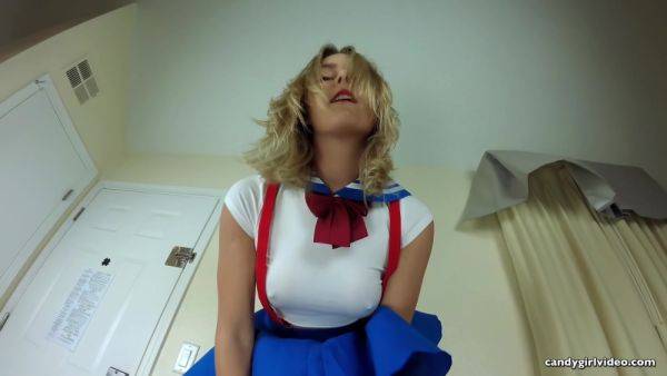 Stream the HD movie : Vika - Windy Upskirt Dance Pt. I