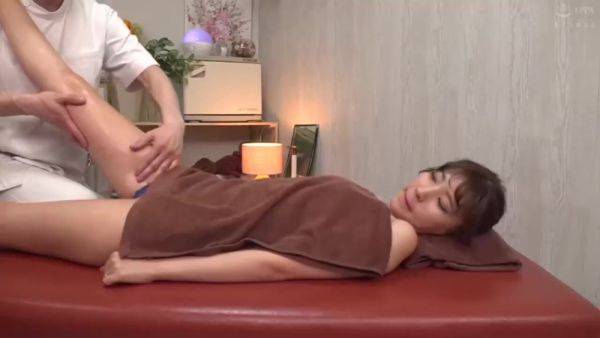 Stream the full clip titled : HZKW224 Cuuuuuuty Asian SEX BABE