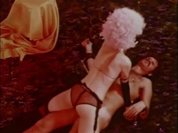 Fantasy Club Of America (1975) - tubepornclassic.com on pornsfind.com