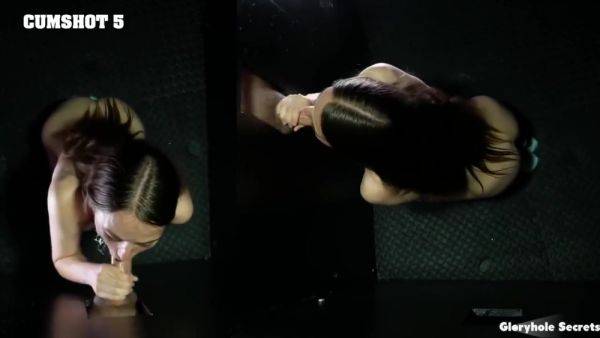 Stream uncut scene : Sia Woods First Glory Hole Pov
