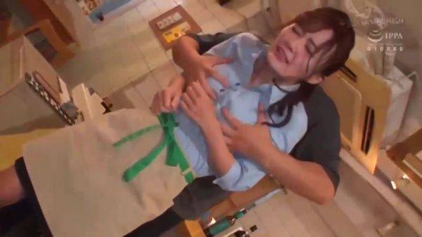 View the full scene named : KWRQ517 Nice japaneeseeee cooooool BABE