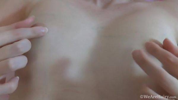 Stream full movie titled : Amateur Hottie Solo Masturbation