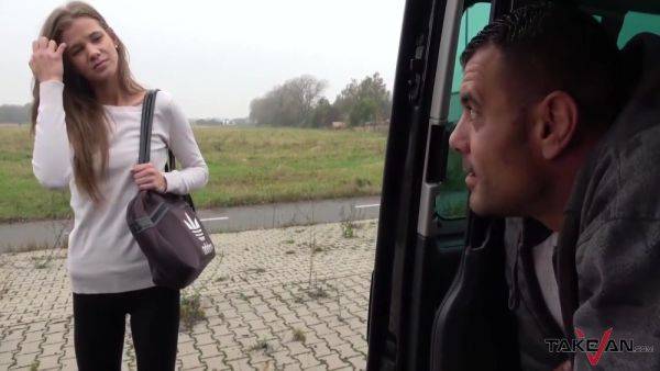 Watch this uncut movie titled : Take Van And Sarah Kay - Pick-up Games Arent For Inexperienced Newbies 12 Min