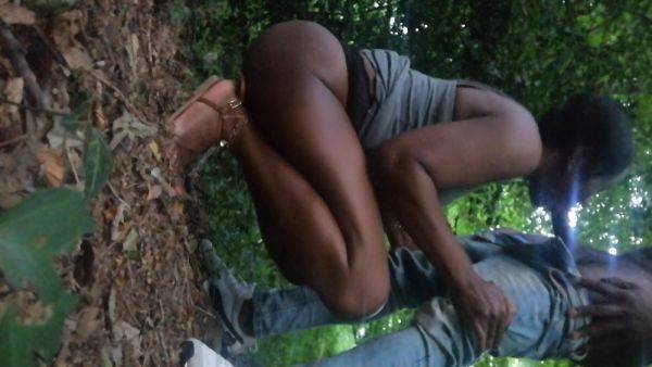 Play complete clip of : Lost In The Woods She Gets Fucked By A Stranger