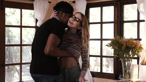 Nerdy young blonde shares passionate moments fucking a black lover - hellporno.com on pornsfind.com