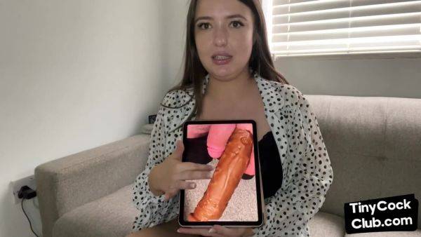 Play this hardcore scene named : SPH femdom babe talks bad about small cocks in solo video