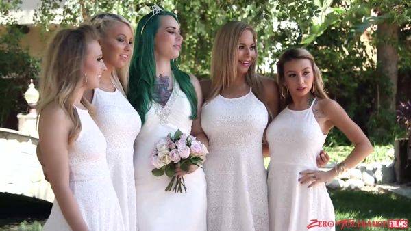 Appealing babes turn wedding party into loud orgy - hellporno.com on pornsfind.com