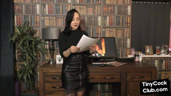 Watch this HD clip called : Solo SPH babe talks nasty about losers with small dickies