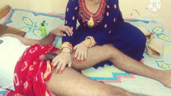 Stream this hardcore movie called : Tharki Sasur Ne Jawaan Bahu Ko Nanga Kar Kar Choda