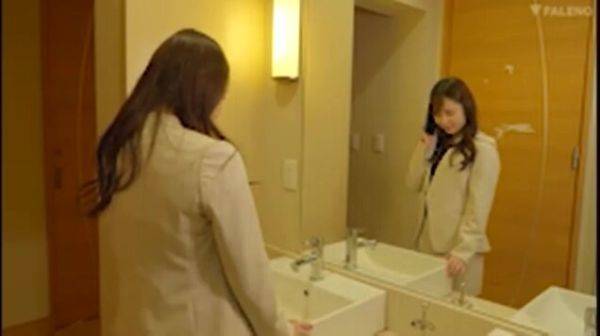 Enjoy watching the uncensored movie : 00450,SEX of a woman with a big dick