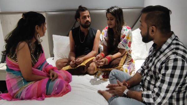 Watch the uncut movie named : Mature Indian Aunty Teaching Her Young Lover How To Do Sex