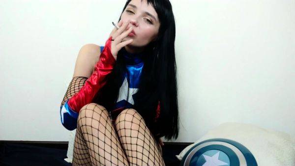 Enjoy watching this complete clip of : Cute amateur brunette naughty in solo jerking show on camera