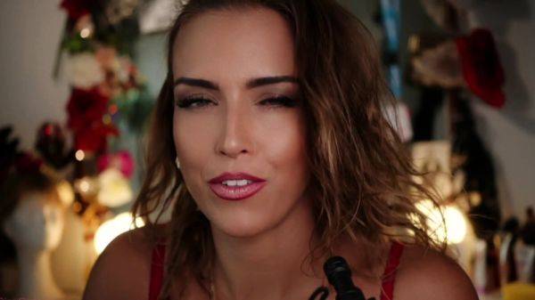 View this uncut movie called : Horny Webcam Babe Solo Masturbation