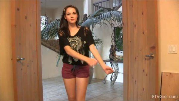 Stream this HD clip : Solo Brunette Dream: Rachel