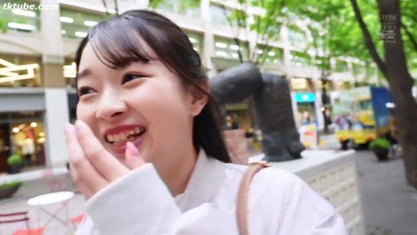 Play this uncut clip : MJWMBBQYWCNBPHDLWJESSIS902