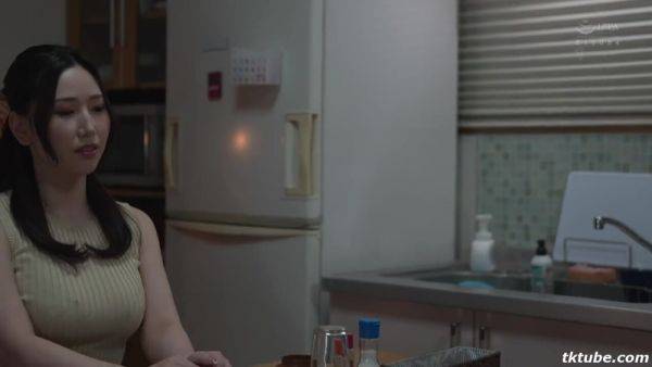 Watch this complete scene named : XJYMQUKDOPOPRIYHFT42WAAA303