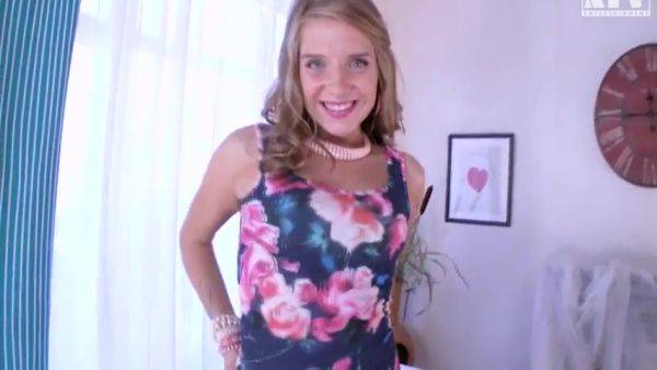 Play this uncut clip called : Sofi Goldfinger In Amazing Xxx Video Blonde Fantastic Full Version