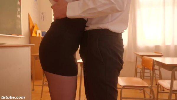 Play this uncut scene named : PZKESGNNQSKEIVBINX42WAAA325