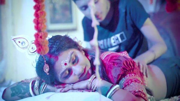 Enjoy watching uncut movie named : Desi Gawar Nibba Ko Mila Hot & Sexy Modern Starsudipa Biwi ( Hindi Audio )