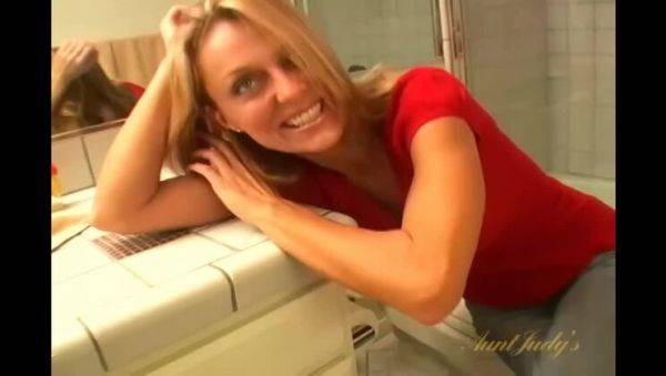 Brenda's Bathroom Masturbation Shower - xxxfiles.com on pornsfind.com