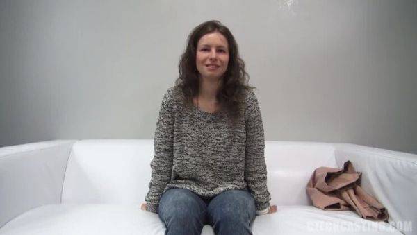 Watch this HD movie called : Retrieving Brunette Sarka