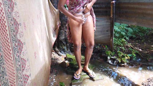 Stream HD movie : ගම කලල නනව Villej Girl Bath Room.fun