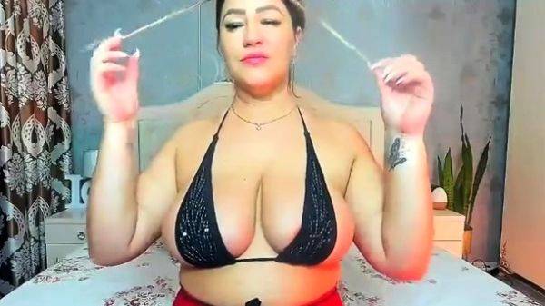 Enjoy watching full video of : BBW with big boobs on webcam 3 gives ca
