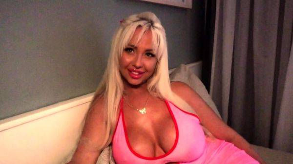 Watch the uncensored video : Big Boobs MILF Do A Tit Fuck