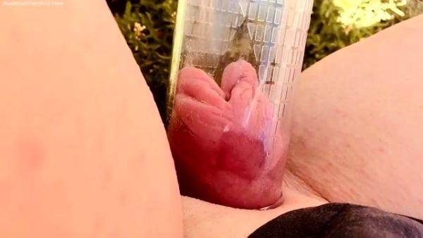 Stream full clip of : AnalOnlyJessa brave outdoor pussy pump w loose asshole