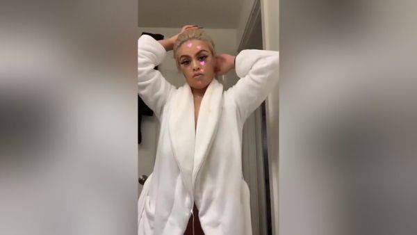 Play the complete clip called : Dreaarich 2