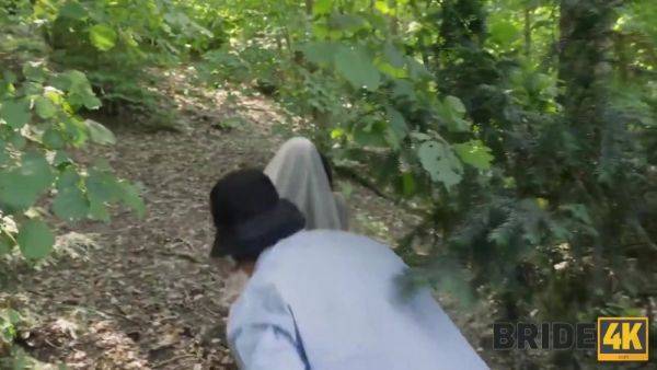 Play hardcore scene : Ricky Rascal - Runaway Brides Banging