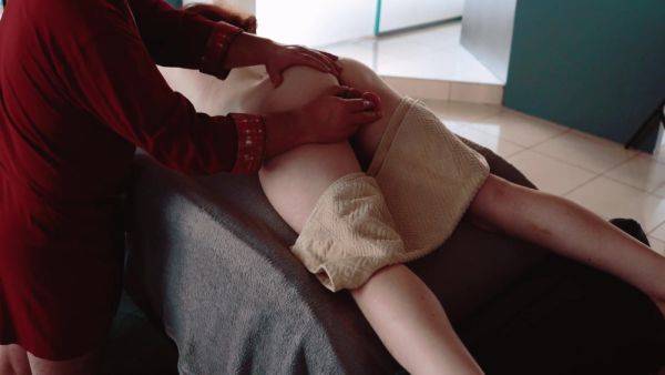 Stream full clip called : He Massages Me And Then Fucks Me In My Mouth Cim Homemade Couple