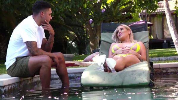 View this uncut clip titled : Big Tit Vengeance - Savannah Bond