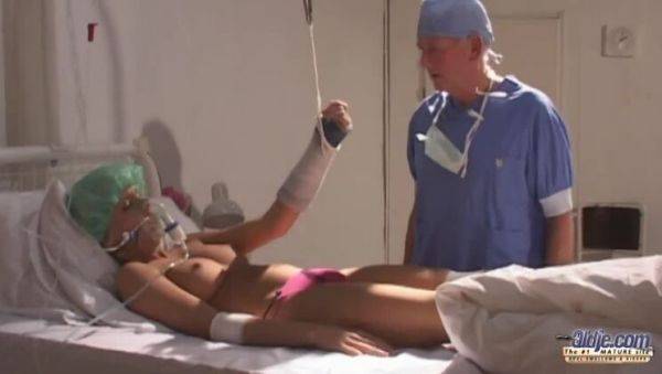 Play uncut movie called : Diana Gold in Doctor, F\*ck Off!