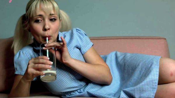 Stream full clip named : Cherry English Birthday Blowjob