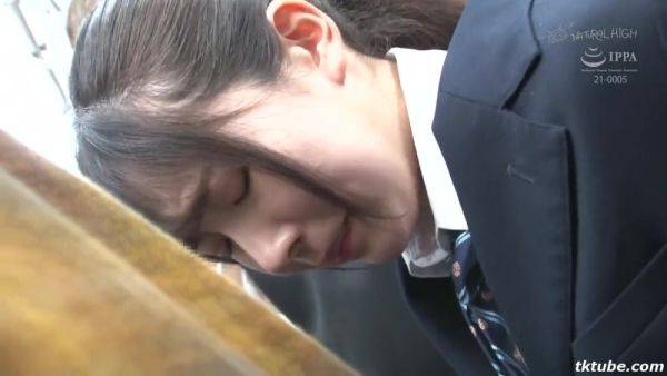 Play the full clip called : MRZBAHRNYEBPVGUUSC334NHDTB819