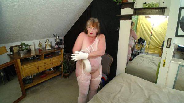 Stream complete scene named : 1050 Showing Off An Array Of Body Stockings