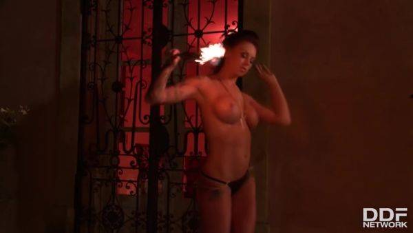 Stream the hardcore scene titled : Daniela - Hells Angel - Brunette Archan - Big T